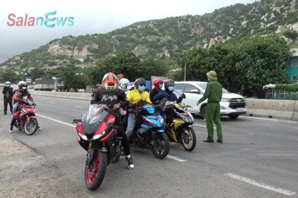 400 người đi xe máy từ Đồng Nai về Ninh Thuận trở thành F0