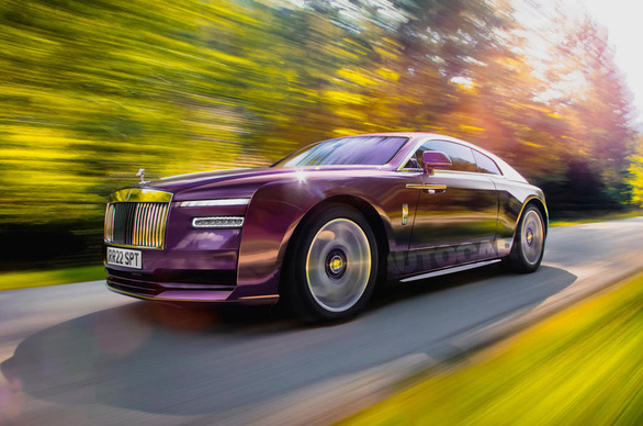 Ảnh phác thảo Rolls-Royce Spectre thuần điện sẽ ra mắt trong tương lai gần