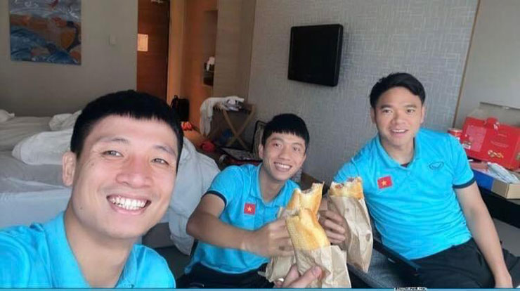Trực tiếp bóng đá Việt Nam - Indonesia: Quang Hải & Công Phượng tiếp tục đá chính (AFF Cup) - 11