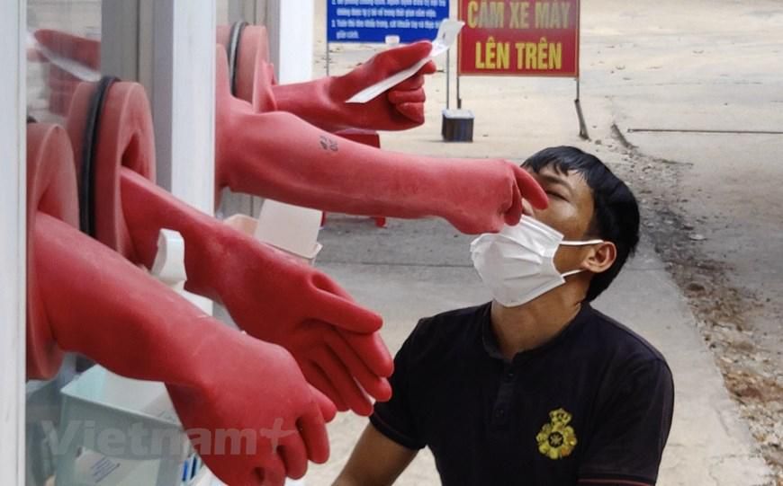 Cận cảnh 'vũ khí chống nóng' mới cho bác sỹ chống dịch tại Bắc Giang 5