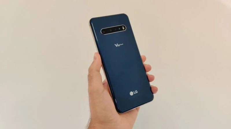Những nhận định đầu tiên về chiếc LG V70